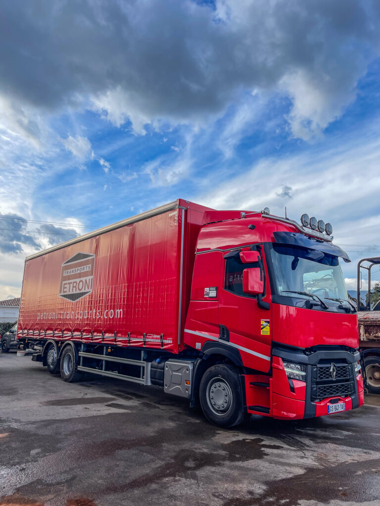 Camion Petroni Transports